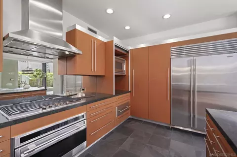 Kitchen - 2402 Camino Del Mar, Del Mar, CA 92014 photo 2 of 3