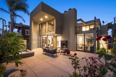 Exterior - 2402 Camino Del Mar, Del Mar, CA 92014 photo 3 of 5