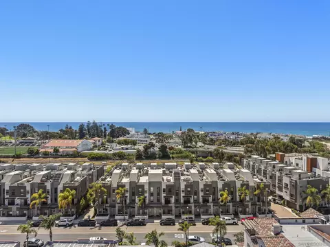 2537 State St, Carlsbad, CA 92008