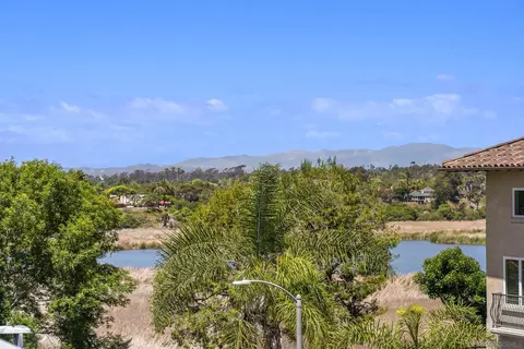 View/Area - 2537 State St, Carlsbad, CA 92008 photo 3 of 4