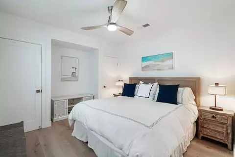 Bedroom - 924 D Ave, Coronado, CA 92118 photo 2 of 6
