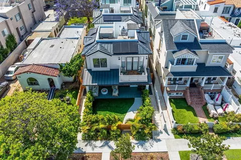 View/Area - 924 D Ave, Coronado, CA 92118 photo 4 of 5