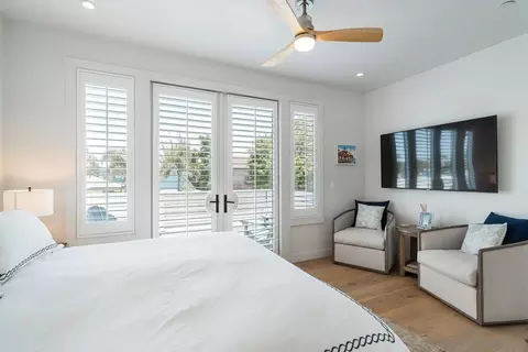 Bedroom - 924 D Ave, Coronado, CA 92118 photo 4 of 6
