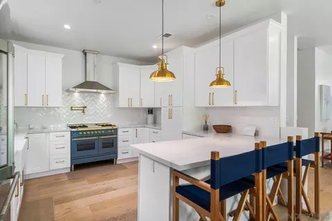 Kitchen - 924 D Ave, Coronado, CA 92118 photo 1 of 4
