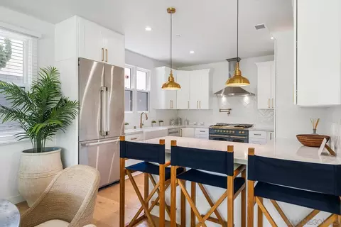 Kitchen - 924 D Ave, Coronado, CA 92118 photo 3 of 4
