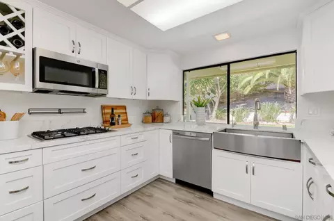 3408 Viewpoint, Oceanside, CA 92056