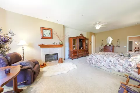 Bedroom - 23717 Moonglow Ct, Ramona, CA 92065 photo 3 of 5
