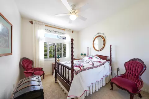 Bedroom - 23717 Moonglow Ct, Ramona, CA 92065 photo 4 of 5