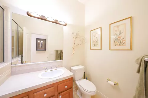 Bath - 23717 Moonglow Ct, Ramona, CA 92065 photo 4 of 4