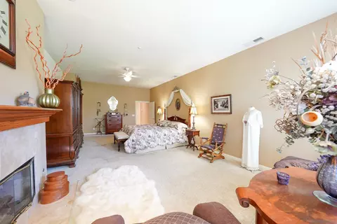 Bedroom - 23717 Moonglow Ct, Ramona, CA 92065 photo 2 of 5
