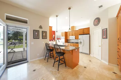 Kitchen - 23717 Moonglow Ct, Ramona, CA 92065 photo 2 of 4