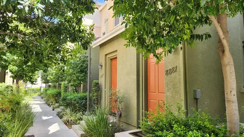 8877 Tribeca Cir, San Diego, CA 92123