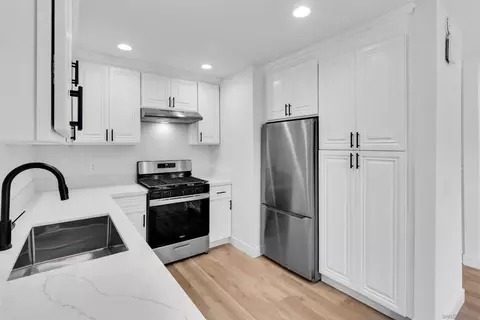 Kitchen - 3441 Seabreeze, Oceanside, CA 92056 photo 2 of 3