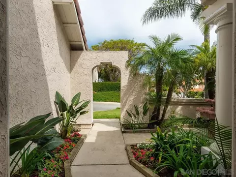 Exterior - 1981 Avenida Joaquin, Encinitas, CA 92024 photo 2 of 9
