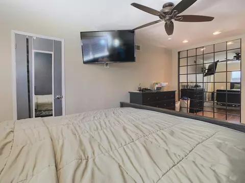 Bedroom - 13035 Laurel St, Lakeside, CA 92040 photo 2 of 10