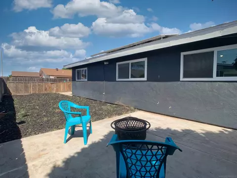 Exterior - 13035 Laurel St, Lakeside, CA 92040 photo 3 of 6