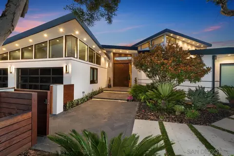 Exterior - 5727 Baja Mar, La Jolla, CA 92037 photo 11 of 14