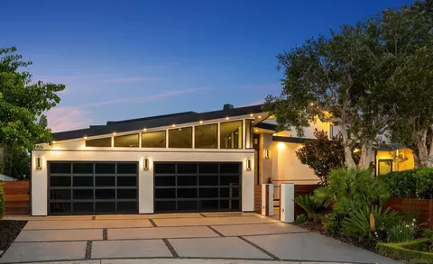 Exterior - 5727 Baja Mar, La Jolla, CA 92037 photo 10 of 14