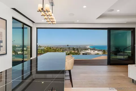 Dining - 5727 Baja Mar, La Jolla, CA 92037 photo 1 of 3