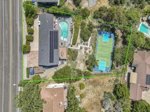 5915 Madra, San Diego, CA 92120