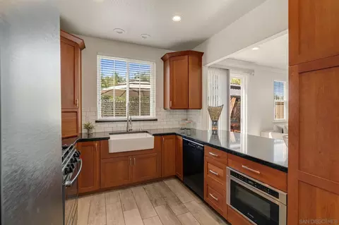 Kitchen - 146 Adelia, Oceanside, CA 92057 photo 2 of 2