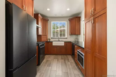 Kitchen - 146 Adelia, Oceanside, CA 92057 photo 1 of 2