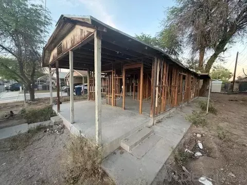 322 S 14 St, Brawley, CA 92227 photo 4