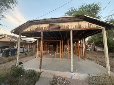 322 S 14 St, Brawley, CA 92227 photo 7