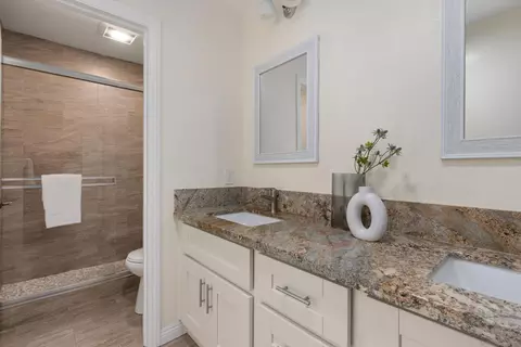 Bath - 1842 Bel Air Ter, Encinitas, CA 92024 photo 6 of 6