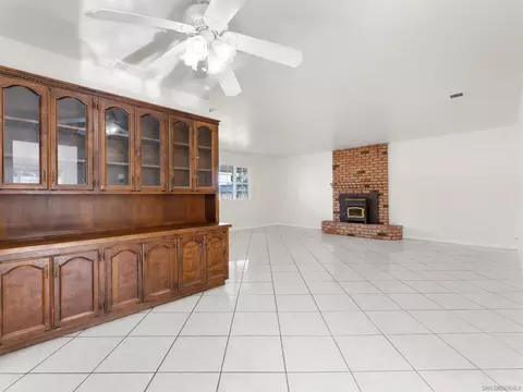 Living - 1621 Lilac, Ramona, CA 92065 photo 3 of 6