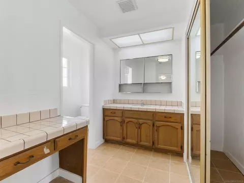 Bath - 1621 Lilac, Ramona, CA 92065 photo 1 of 3