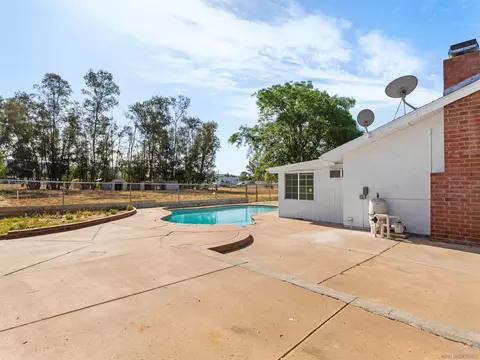 Exterior - 1621 Lilac, Ramona, CA 92065 photo 5 of 9