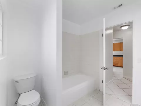 Bath - 1621 Lilac, Ramona, CA 92065 photo 3 of 3