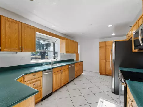Kitchen - 1621 Lilac, Ramona, CA 92065 photo 1 of 3