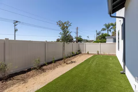 Exterior - 702 Passion Ct, Vista, CA 92083 photo 4 of 8