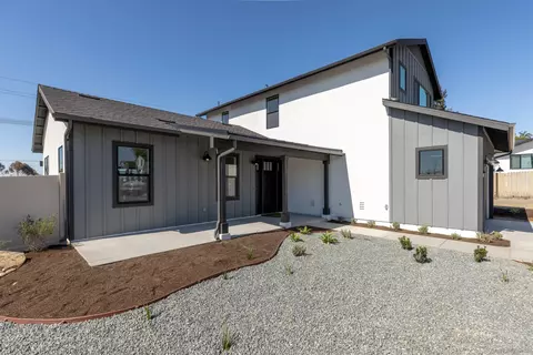 Exterior - 702 Passion Ct, Vista, CA 92083 photo 3 of 8