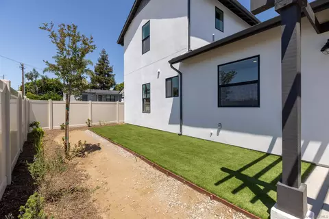 Exterior - 702 Passion Ct, Vista, CA 92083 photo 5 of 8