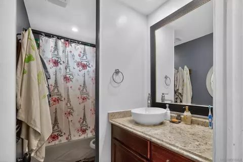 Bath - 10800 Woodside Ave #SPC 62, Santee, CA 92071 photo 1 of 2