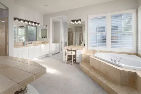 Bath - 7992 Paseo Esmerado, Carlsbad, CA 92009 photo 1 of 3