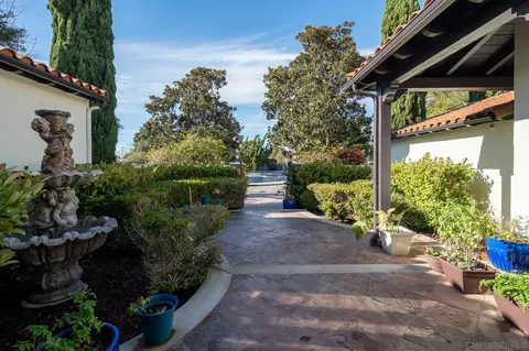 Exterior - 7992 Paseo Esmerado, Carlsbad, CA 92009 photo 20 of 21