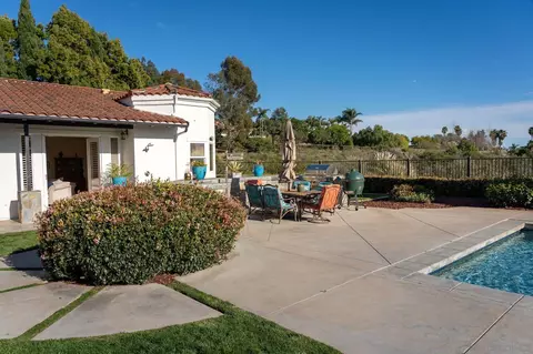 Exterior - 7992 Paseo Esmerado, Carlsbad, CA 92009 photo 15 of 21