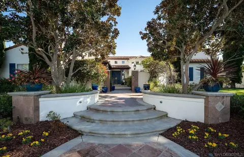 Exterior - 7992 Paseo Esmerado, Carlsbad, CA 92009 photo 3 of 21