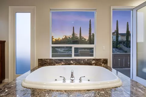 Bath - 2827 Sutter Ridge Dr, Chula Vista, CA 91914 photo 1 of 7