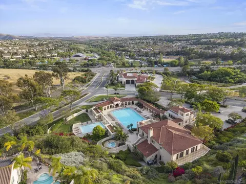 View/Area - 2827 Sutter Ridge Dr, Chula Vista, CA 91914 photo 4 of 11