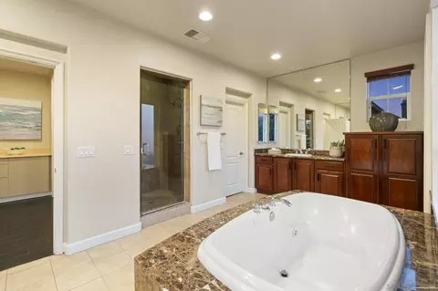 Bath - 2827 Sutter Ridge Dr, Chula Vista, CA 91914 photo 3 of 7