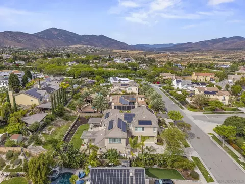 View/Area - 2827 Sutter Ridge Dr, Chula Vista, CA 91914 photo 8 of 11