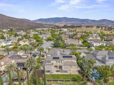 View/Area - 2827 Sutter Ridge Dr, Chula Vista, CA 91914 photo 6 of 11