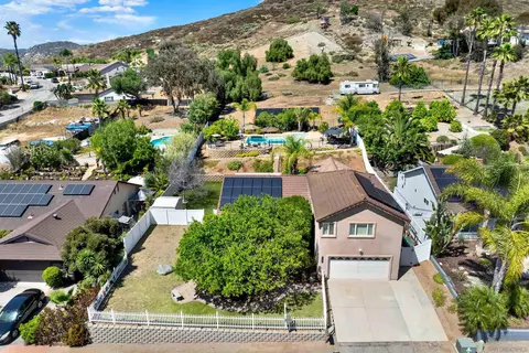 9127 Northcote Rd, Santee, CA 92071