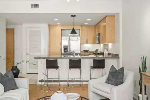 3812 Park #412, San Diego, CA 92103