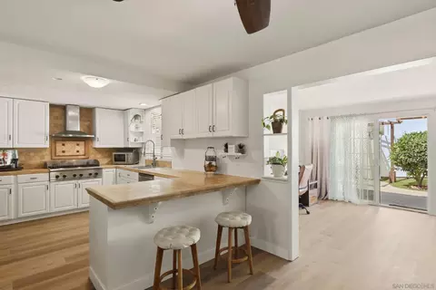 Kitchen - 1949 Clover Way, Escondido, CA 92026 photo 2 of 4